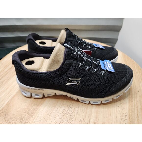 Skechers Glide-Step Resilience – Women’s Size 8.5 Wide Fit, Black/White sneaker - Picture 2 of 9
